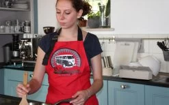 VW Collection T1 Bulli Kochschürze Schwarz 11 VW Collection T1 Bulli Kochschürze Schwarz -Campinggeschirr Verkäufe 392995 2857804 1