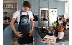 VW Collection T1 Bulli Kochschürze Schwarz 15 VW Collection T1 Bulli Kochschürze Schwarz -Campinggeschirr Verkäufe 392998 2857849 1