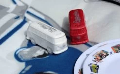 VW Collection T1 Bus Salz & Pfefferstreuer Blau / Weiß -Campinggeschirr Verkäufe 410756 2980265 1